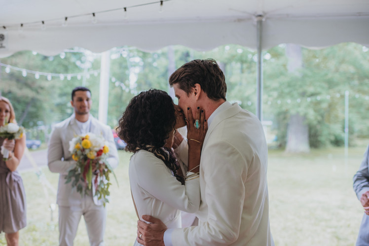 Rainy day wedding photos