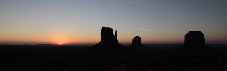 Sunrise over Monument Valley