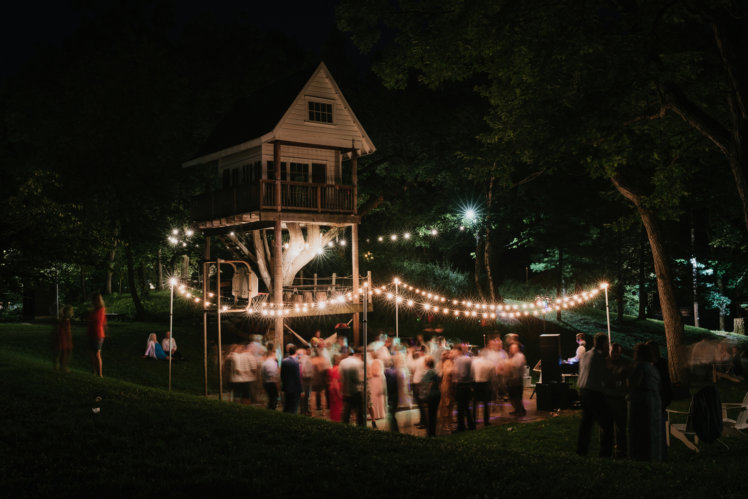 Amazing wedding dance floor